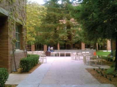 Side entrance to Shapiro Courtyard from Dodd Hall---Photo Credit: Kendal McAlpin